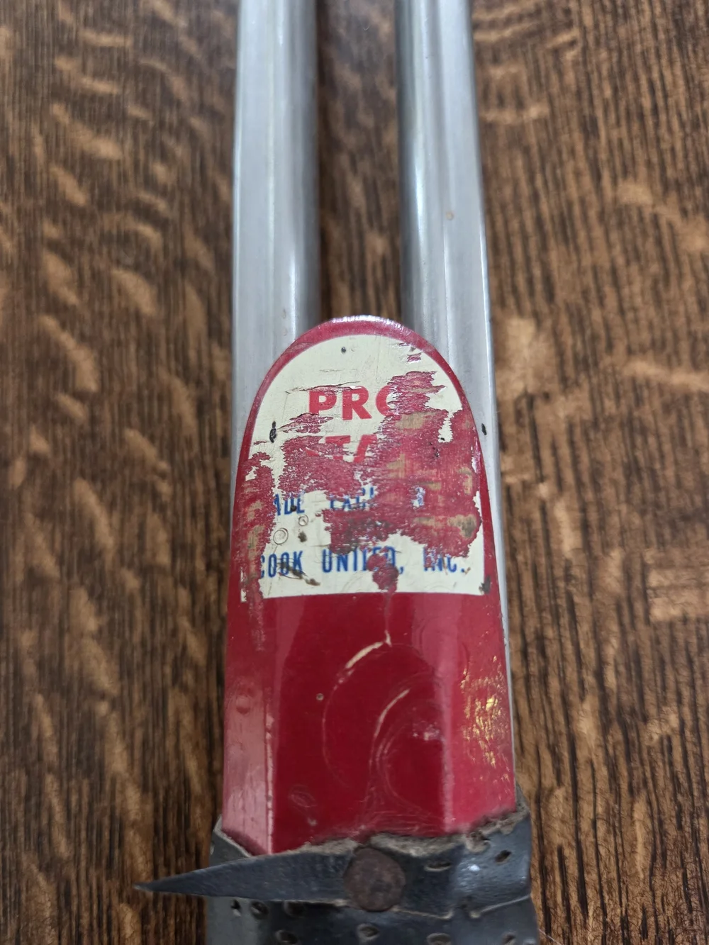 Vintage Pro Tennis Racket - Picture 3 of 16